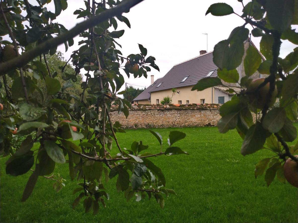 Gite De La Basse Roche Souge  Exterior foto